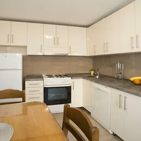 Palace Apartman *