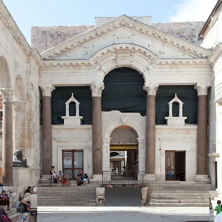 Palace Apartman Split